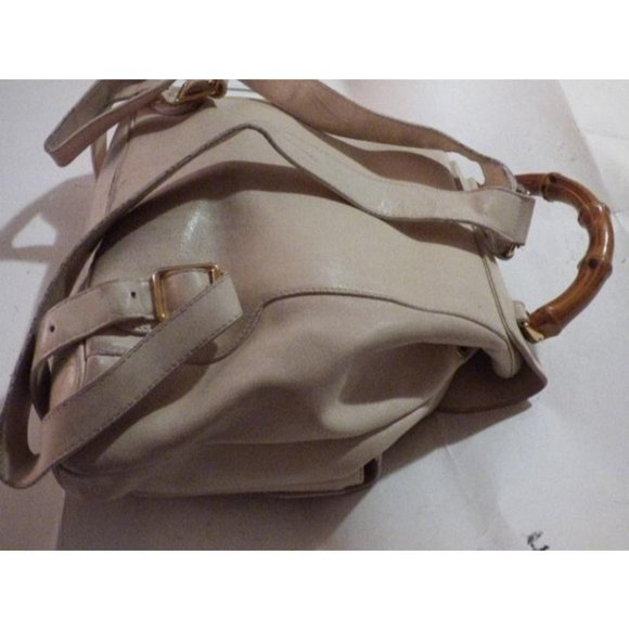 Gucci And Bamboo Handle White Leather Backpack - Picture 9 of 12